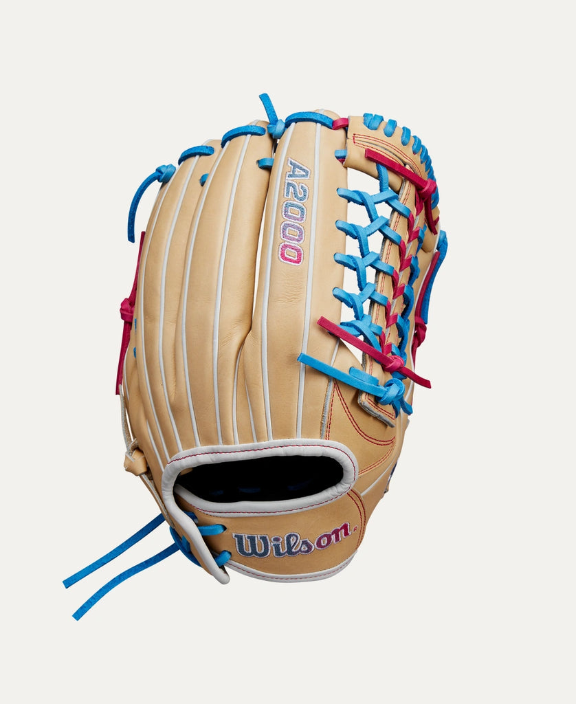 Wilson Winter 2024 A2000 T125 12.5” Outfield Fastpitch Softball Glove ...