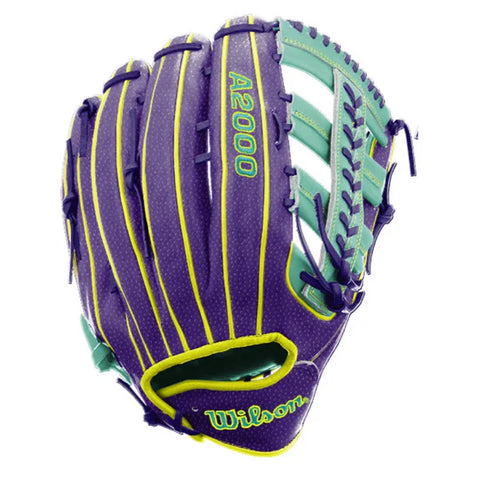 Wilson A2000 1810 12.75" - Baseball Glove